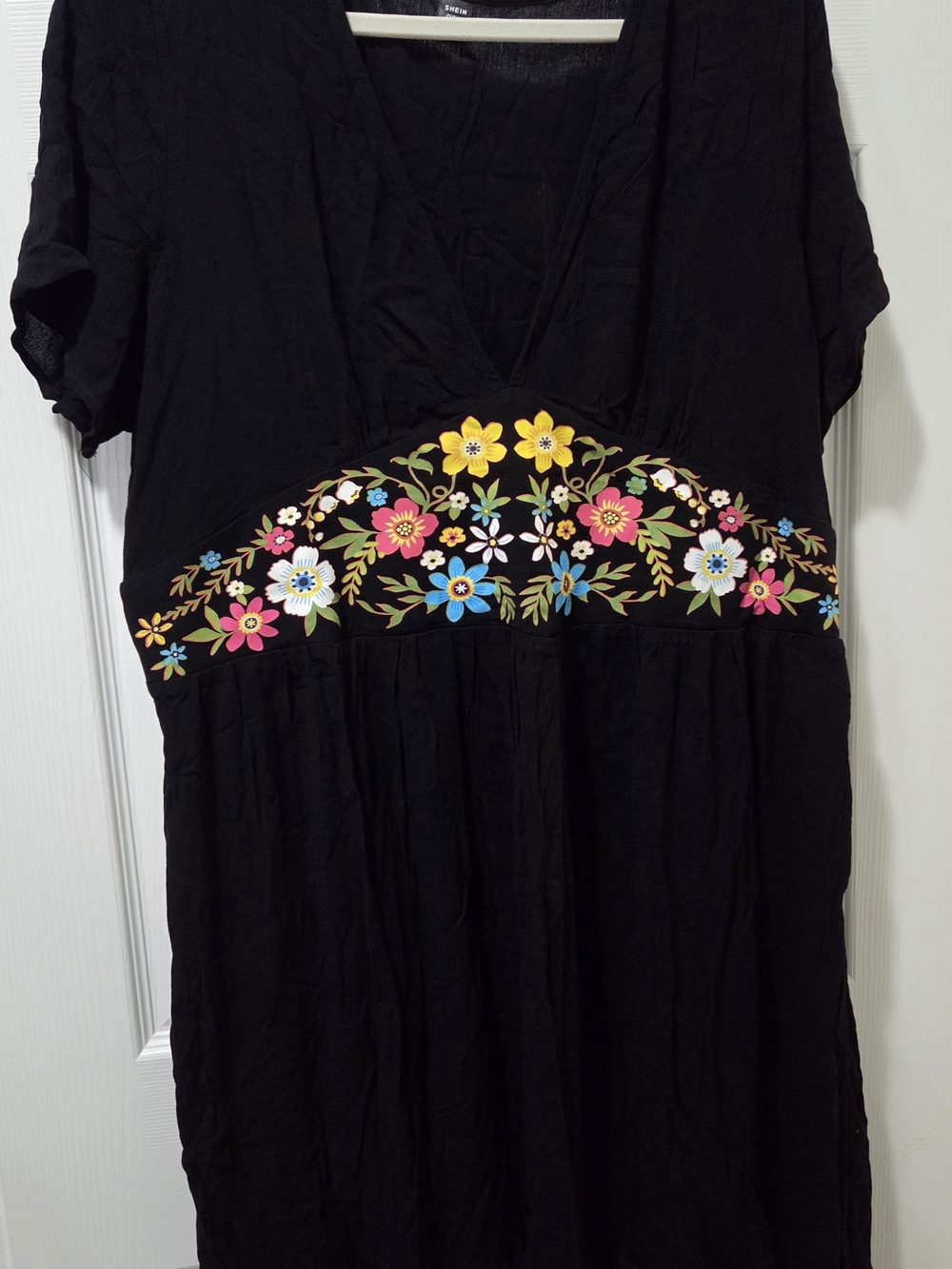 SHEIN Black V-Neck Tunic with Bright Floral Embroidery